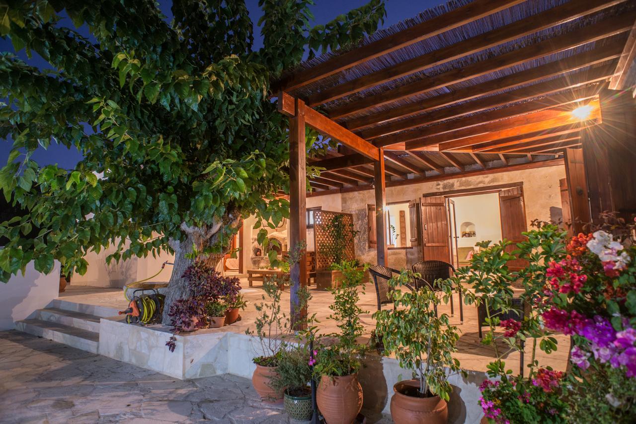 Pano Akourdalia Chloe'S House 게스트하우스 외부 사진