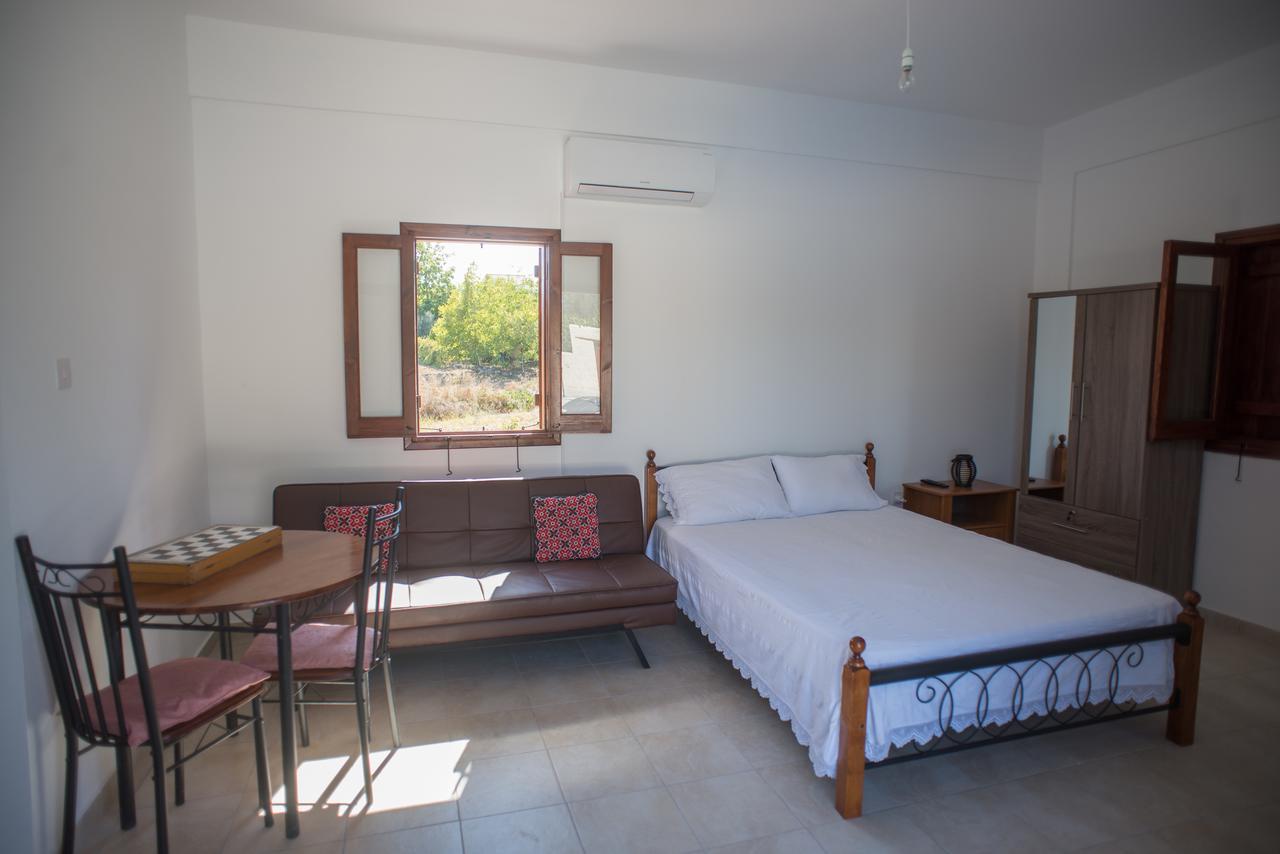 Pano Akourdalia Chloe'S House 게스트하우스 외부 사진