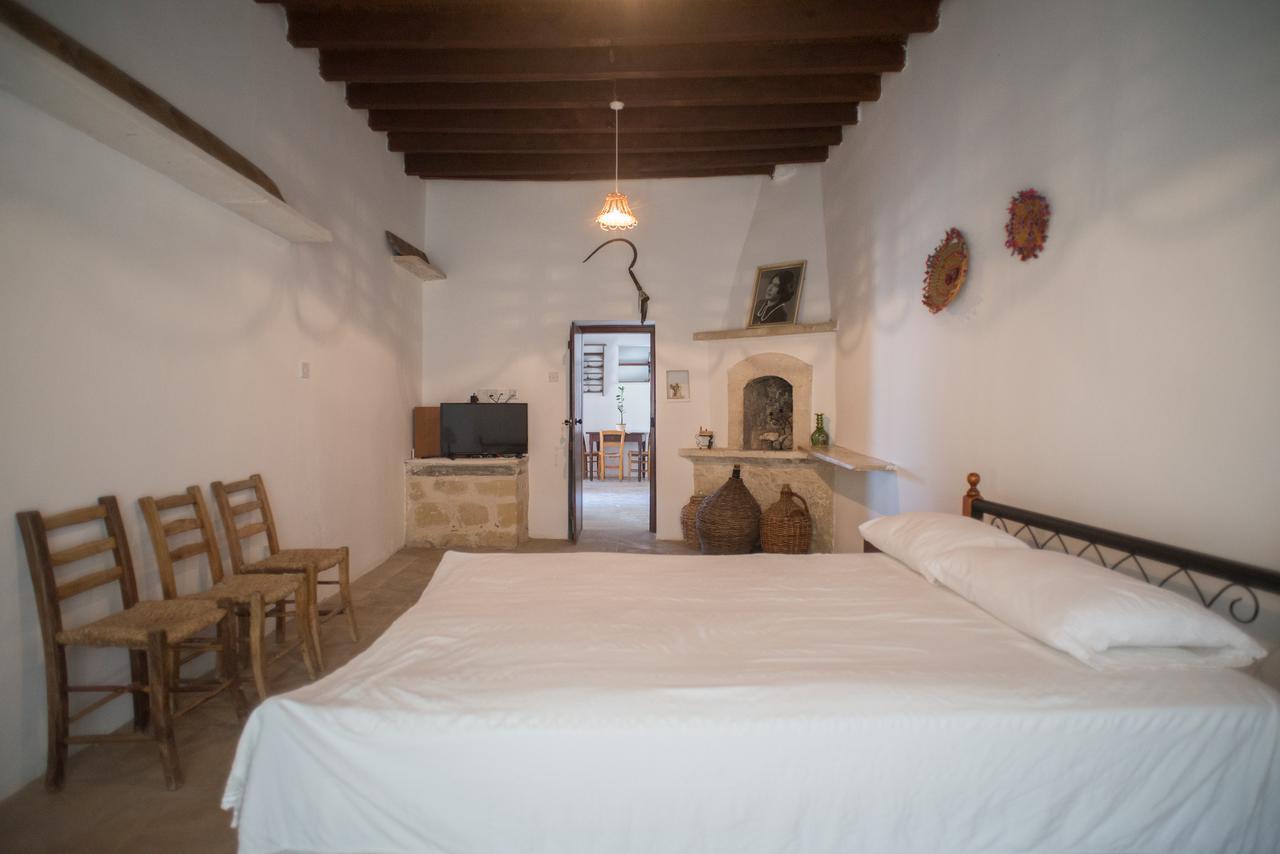 Pano Akourdalia Chloe'S House 게스트하우스 외부 사진
